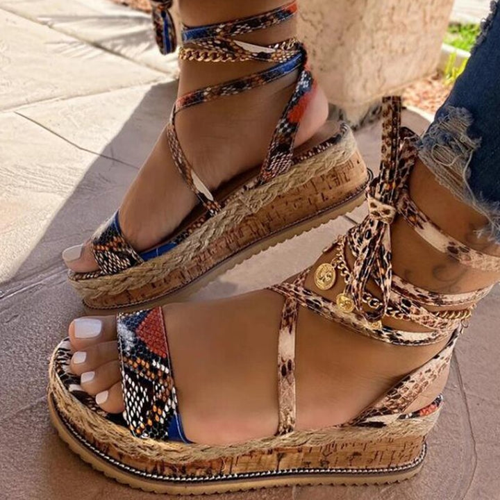 Comfortable ladies' comfort sandals with footbed & modern design - Amaya-Safari-3-The Livary