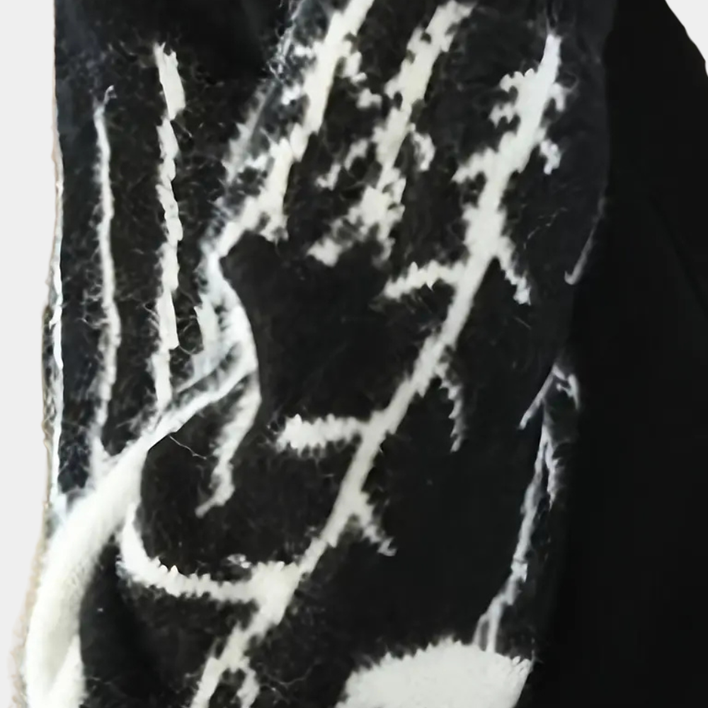 Warm V-neck Cardigan for Women - Elin-Black-The Livary
