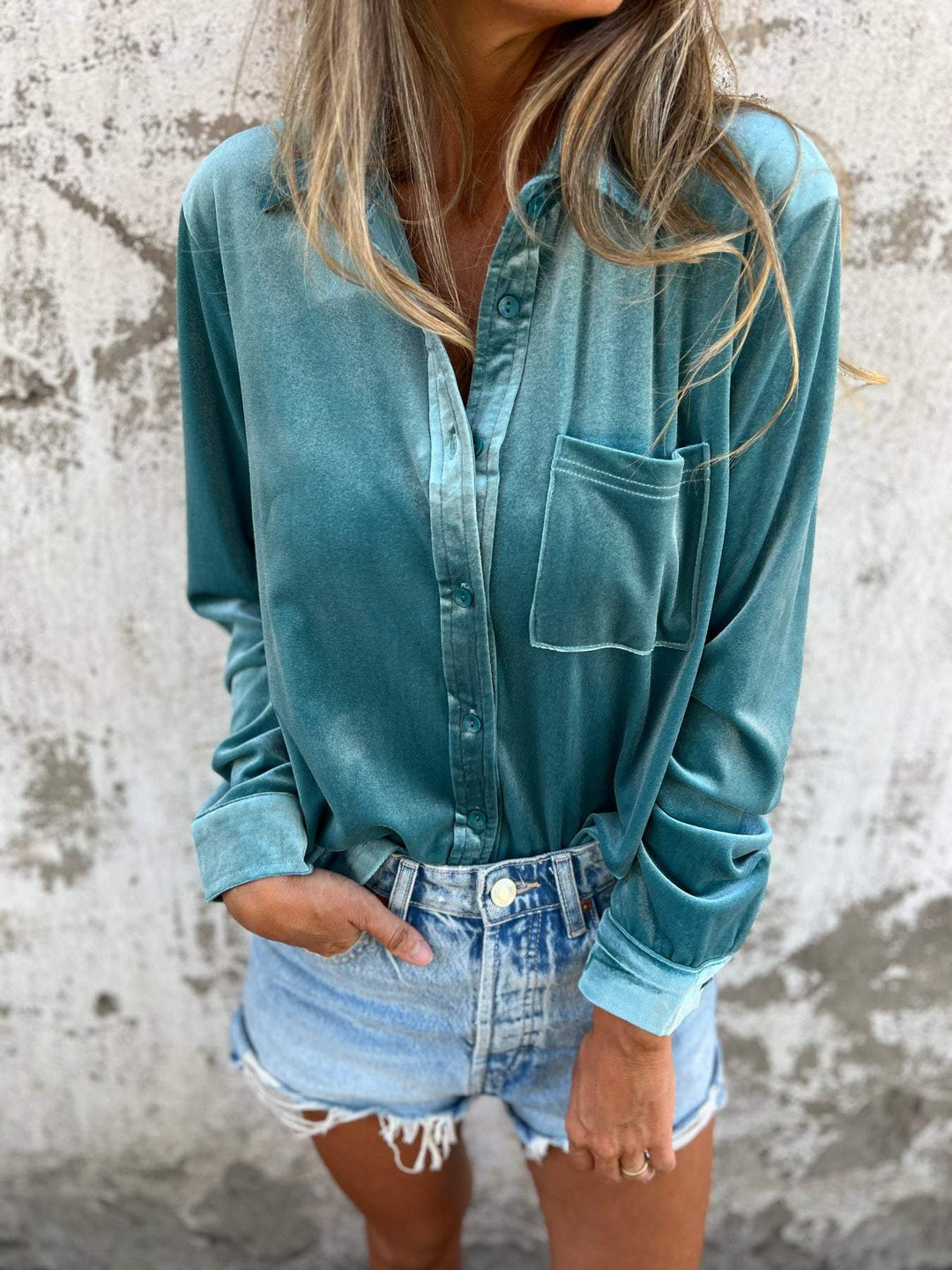 Trendy Velvet Blouse with Long Sleeves - Clara-Pink-S-The Livary
