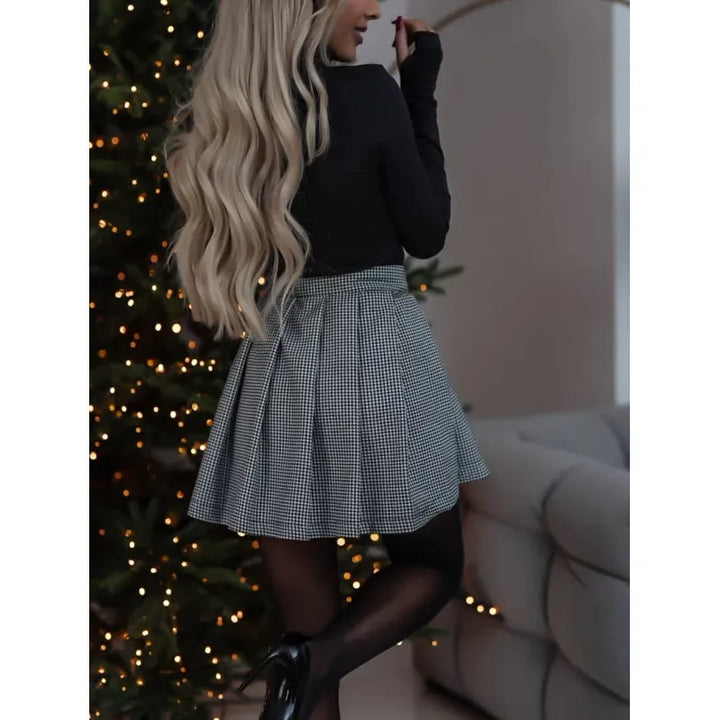 Short Checked Skirt with Versatile Style - Romy-Red-XS-The Livary