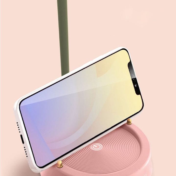 Flower-Shaped Desk Lamp - LumaPetal-Pink-The Livary