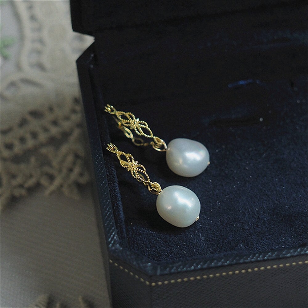 Natural Pearl Earrings - Vivienne-The Livary