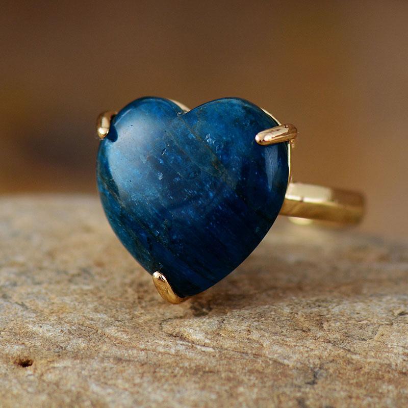 Healing Heart Gemstone Ring - Selena-Apathy-The Livary