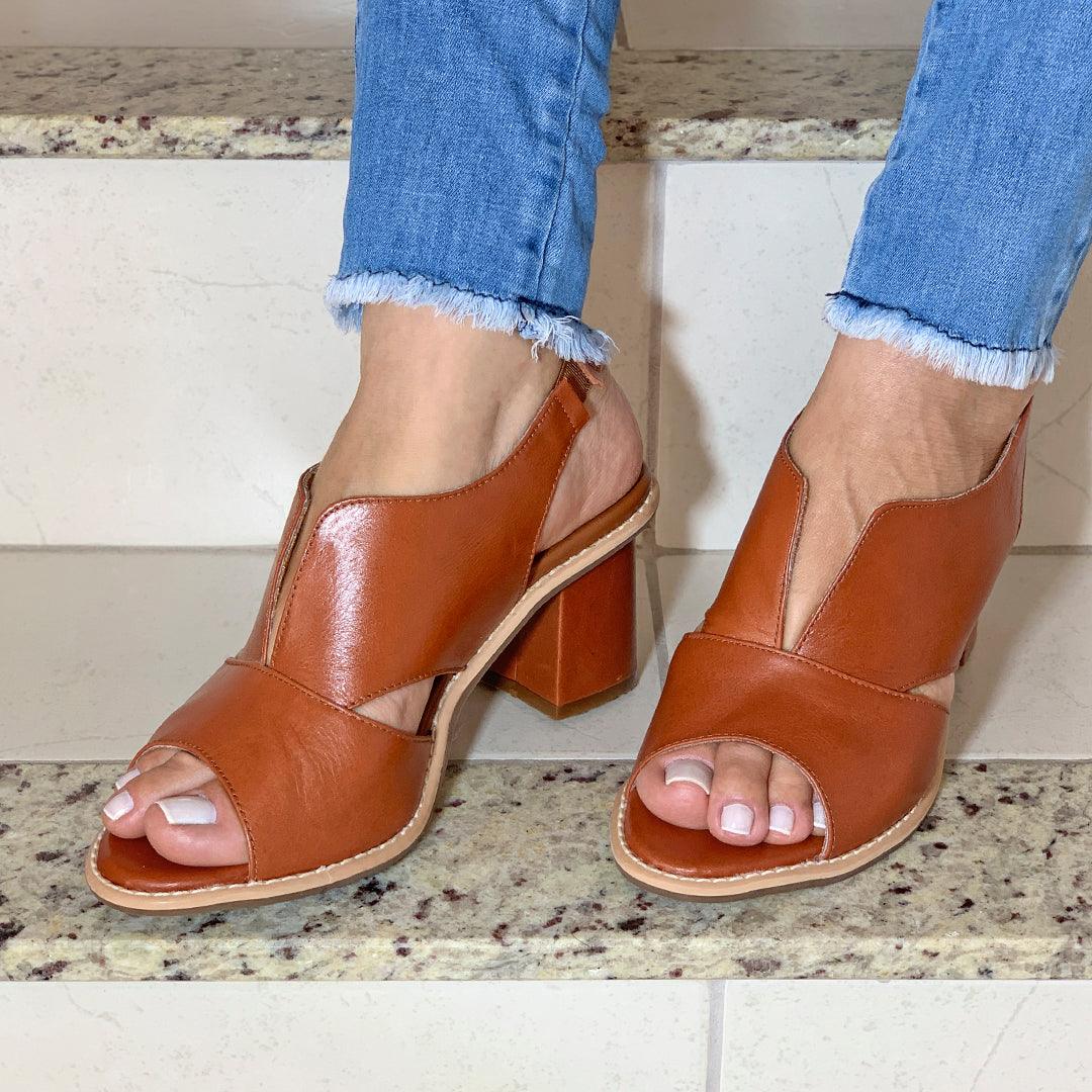 Women’s leather sandals with heel & comfort footbed – Selina-Beige-2.5-The Livary