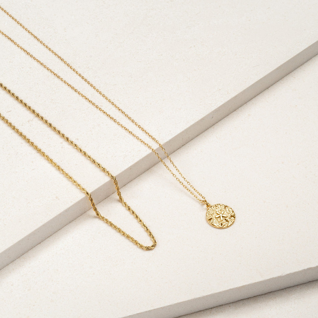 Necklace with Sand Dollar Pendant - Marisol-Silver-The Livary
