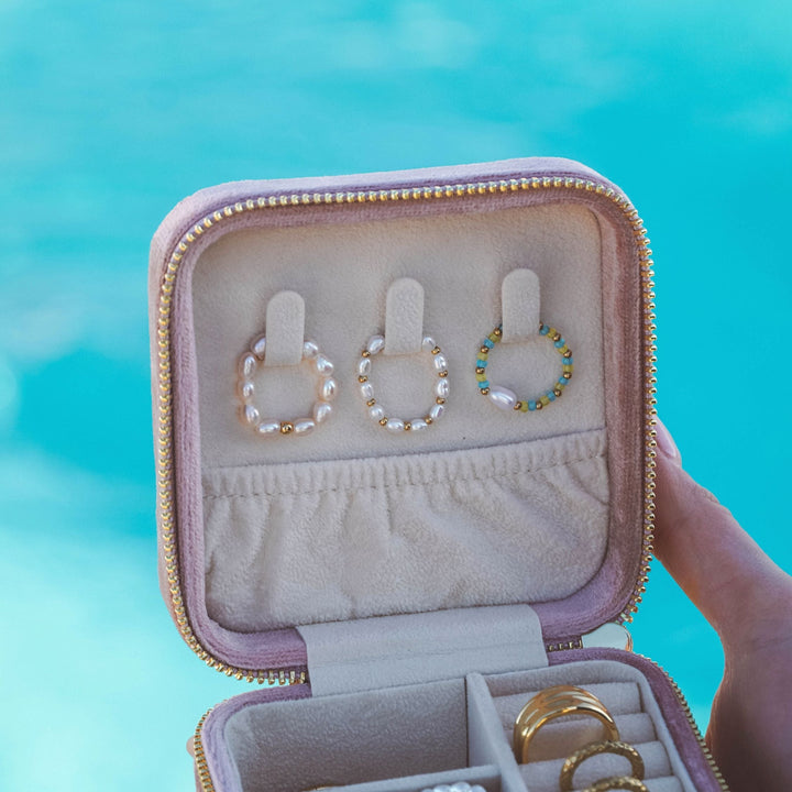 Stylish Ring for Ladies - Isle-The Livary