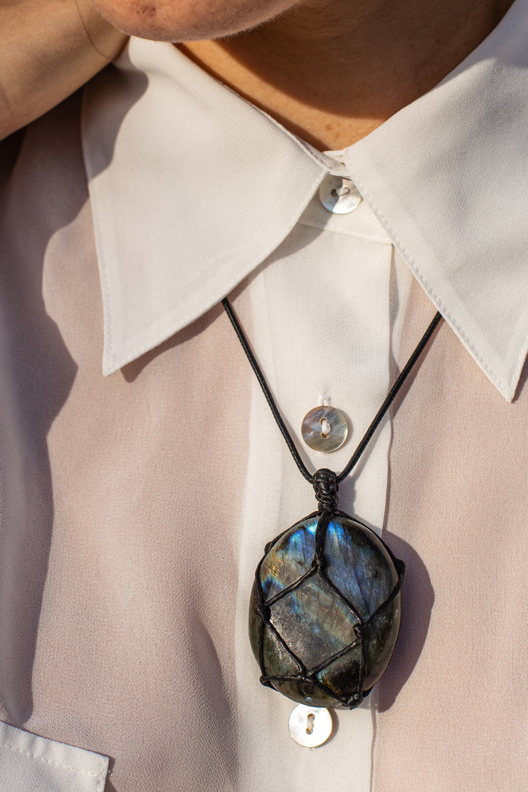 Mystical Labradorite Dragonheart Necklace - Aris-The Livary