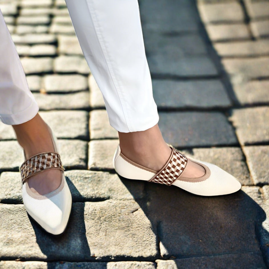 Stylish women's summer shoes with a pointed toe - Lina-3.5-Beige-The Livary