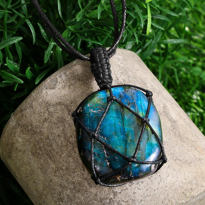 Mystical Labradorite Dragonheart Necklace - Aris-The Livary