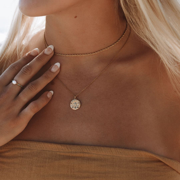 Necklace with Sand Dollar Pendant - Marisol-Silver-The Livary