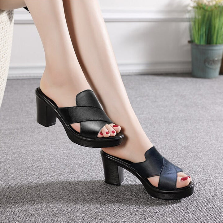 Fashionable platform sandals with block heel – Valeria-Black-2.5-The Livary