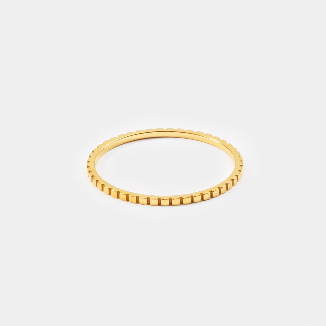 Dunne Ring - Lara-5-Gold-The Livary