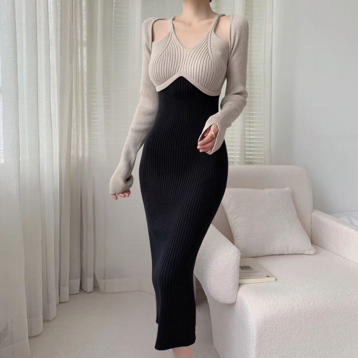 Falling Black Maxi Dress with Long Sleeves - Leona-XS-The Livary