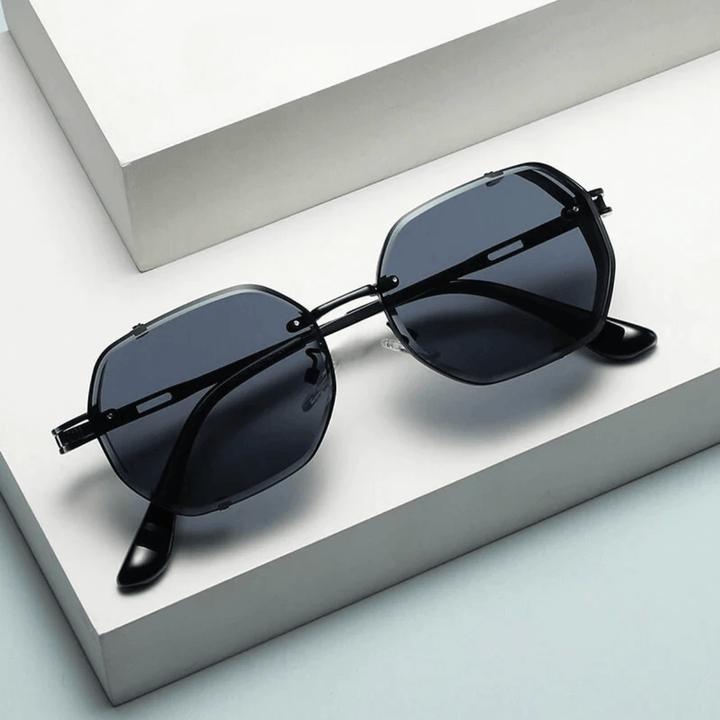 Premium men's sunglasses with an elegant frame – UrbanValence-Black-The Livary