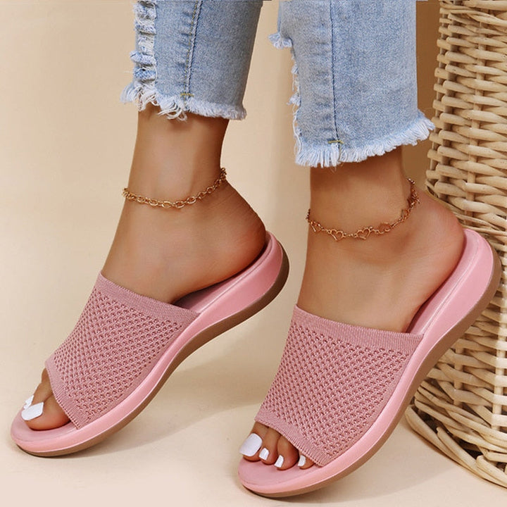 Breathable women's mesh slippers with footbed – Liora-Pink-3.5-The Livary