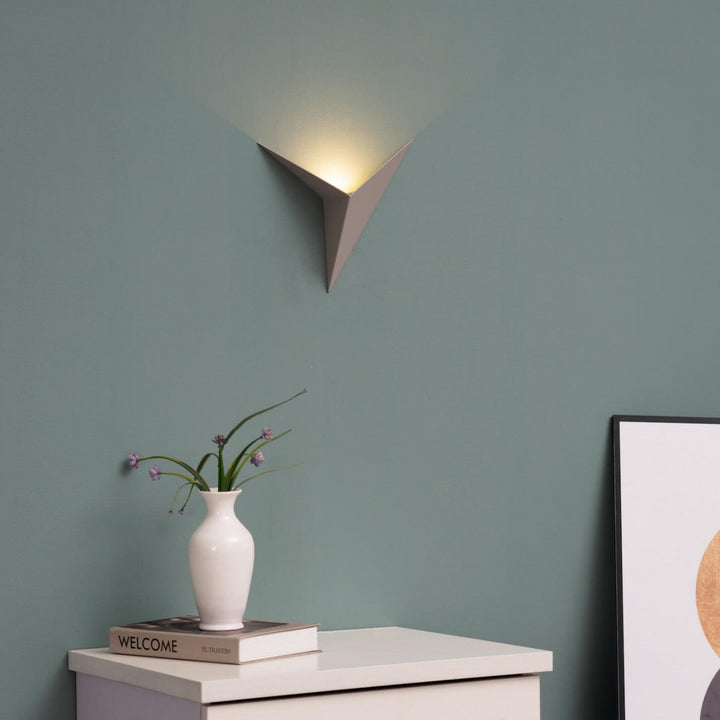 Modern Triangular Wall Lamp - TrigoLux-White-Warm Wit-The Livary