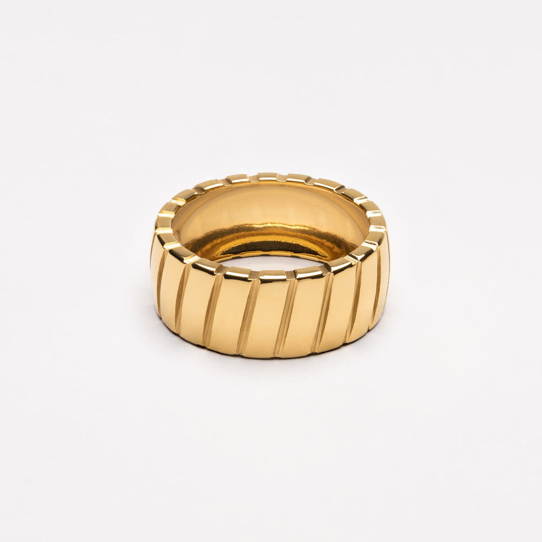 Statement Ring - Stella-6-Gold-The Livary
