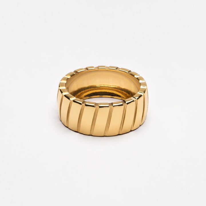 Statement Ring - Stella-6-Gold-The Livary