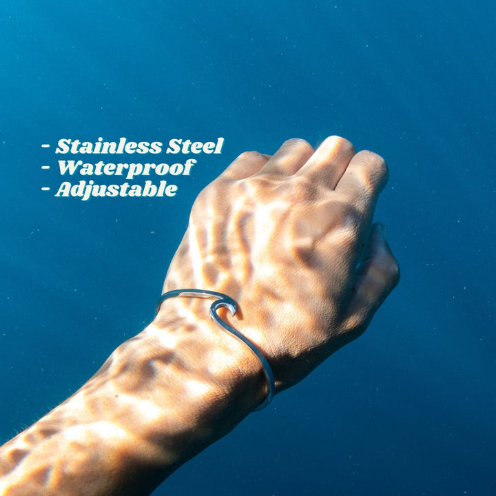Subtle Waves Bracelet for Ladies - Mira-Silver-The Livary