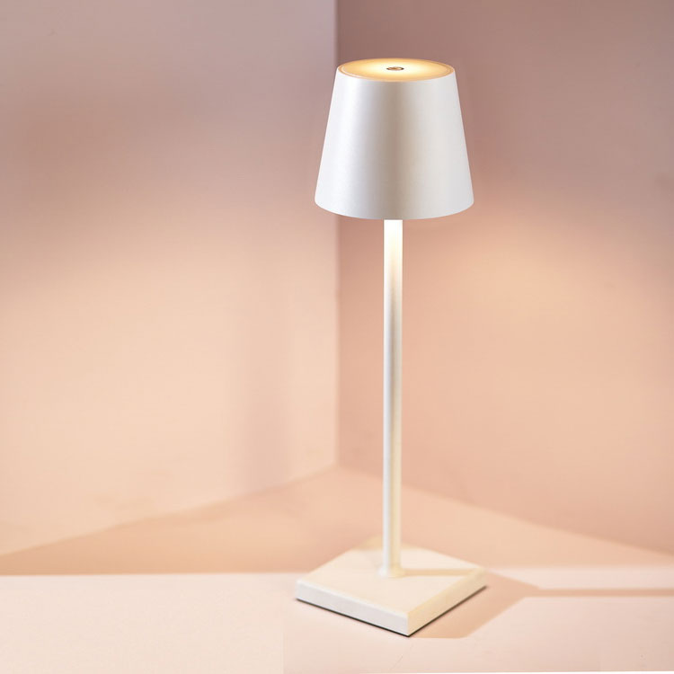 Wireless Rechargeable Table Lamp - Lumière Monsieur-White-The Livary