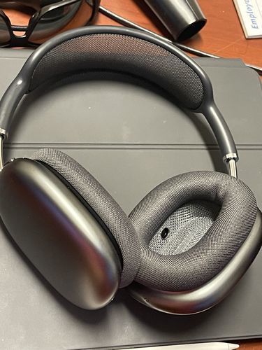 Wireless Noise-Cancelling Headset – SonicWave-White-State of Style